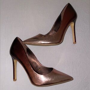 NWOT Aldo Lala Bronze Ombre Snake Print Scale Heels Size 6 ⭐️